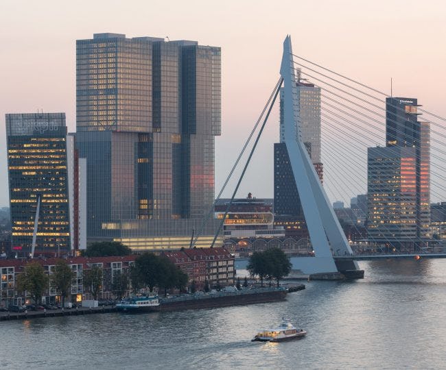 OMA-De-Rotterdam-building_dezeen_1568_2