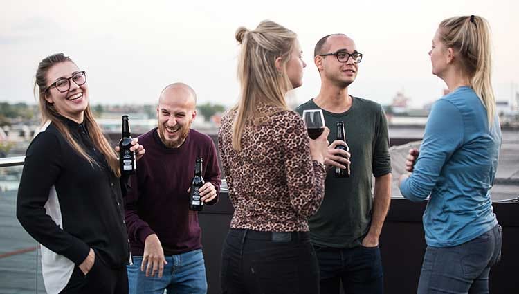 summer-rooftop-drinks-fun-event